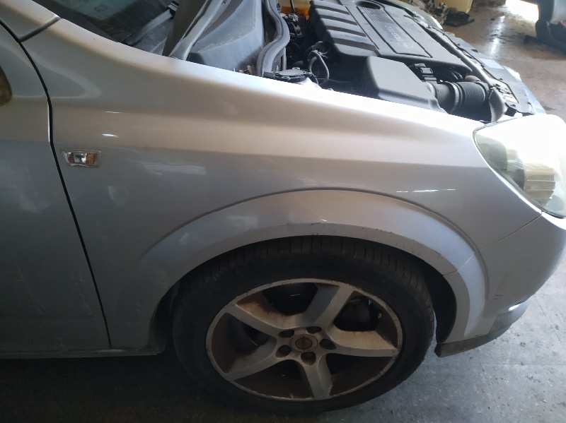 ALETA DELANTERA DERECHA