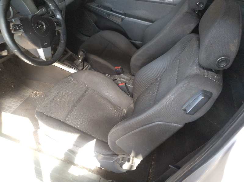 ASIENTO DELANTERO IZQUIERDO