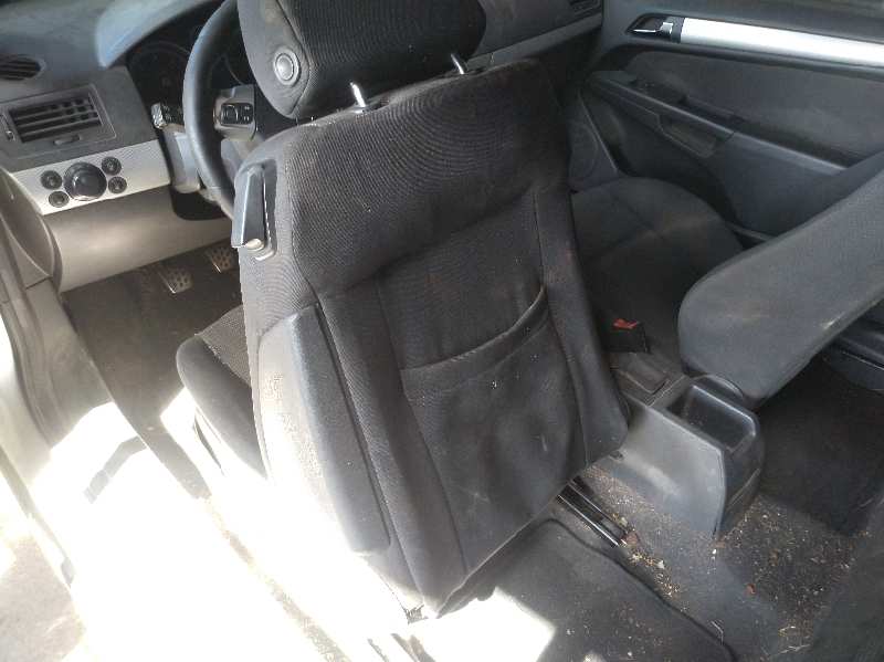 ASIENTO DELANTERO IZQUIERDO
