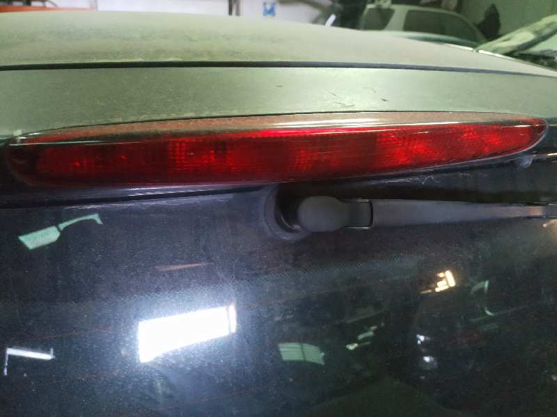 LUZ CENTRAL DE FRENO