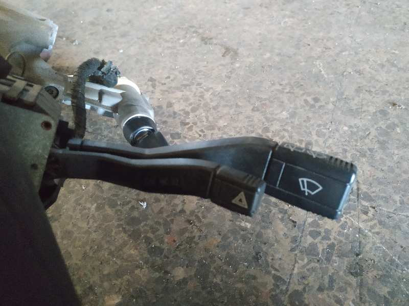 445953513 MANDO LUCES AUDI 80/90 (811/813/853)