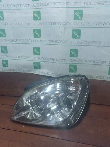 FARO IZQUIERDO KIA CARENS (UN)