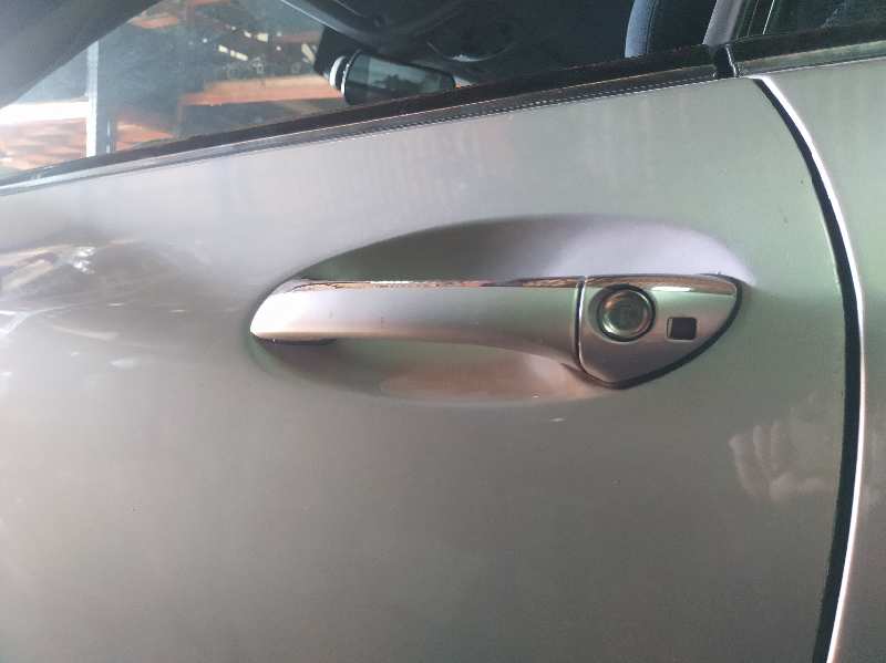 MANETA EXTERIOR DELANTERA IZQUIERDA