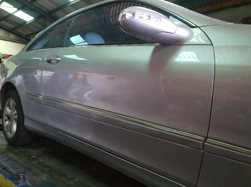 PUERTA DELANTERA DERECHA