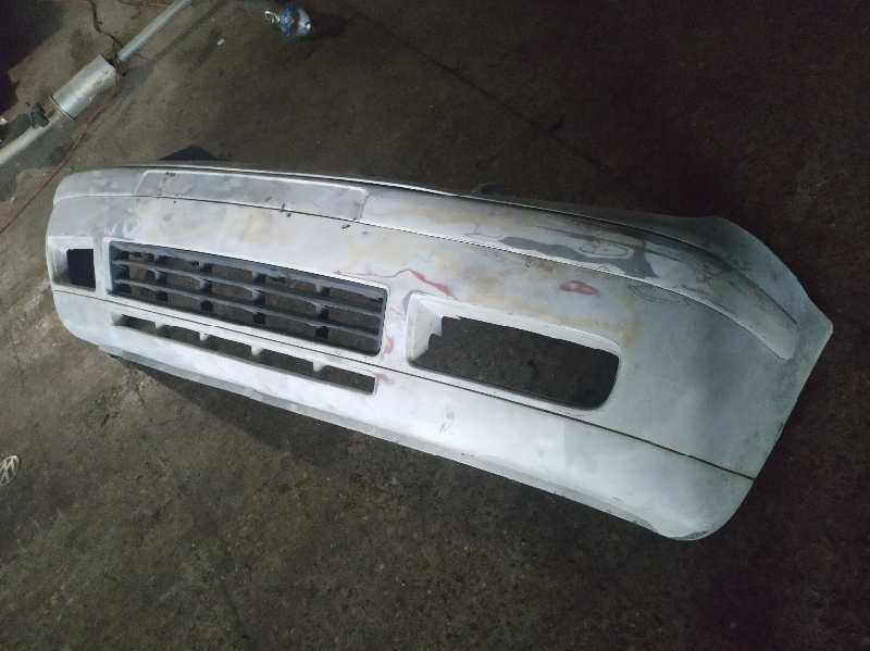 PARAGOLPES DELANTERO