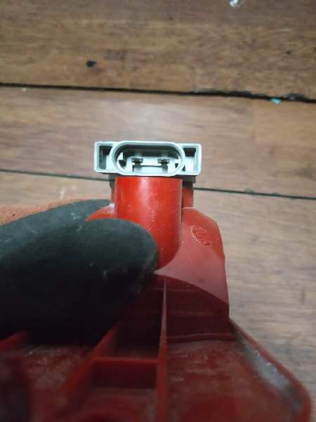 FARO ANTINIEBLA TRASERO IZQUIERDO