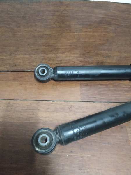 JUEGO AMORTIGUADORES TRASERO