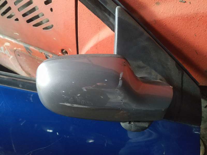 CARCASA RETROVISOR DERECHO