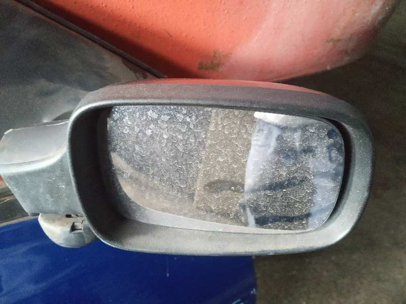 CRISTAL RETROVISOR DERECHO