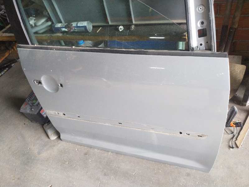 PUERTA DELANTERA DERECHA