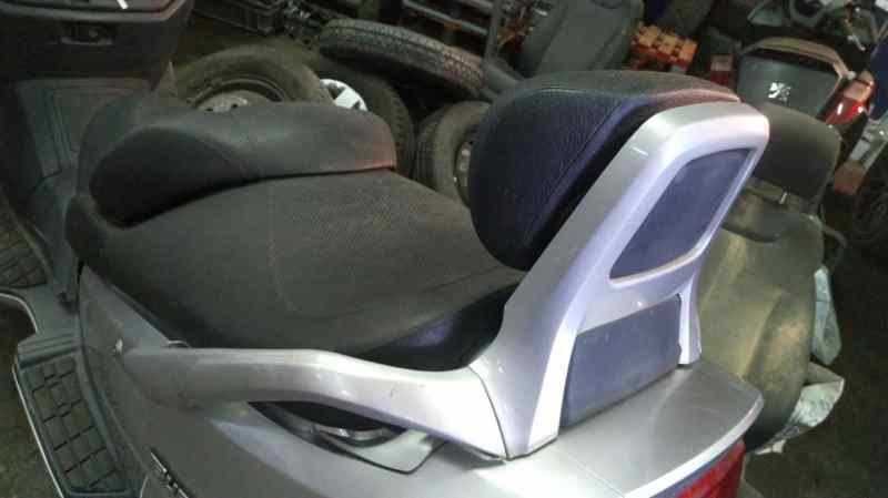 TRASERA VA CON RESPALDO  ASIDERA SUZUKI BURGMAN 200 / 250