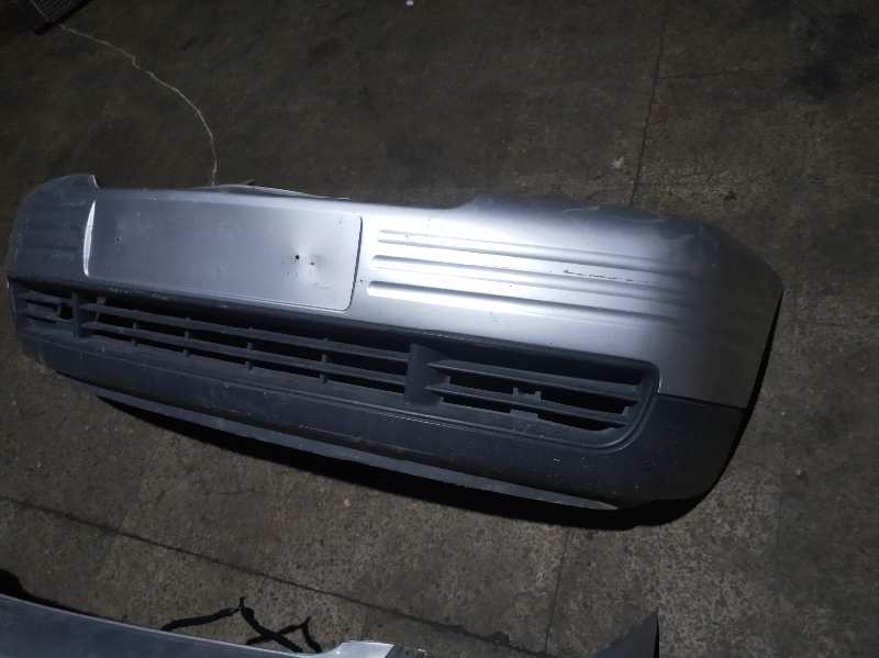 PARAGOLPES DELANTERO