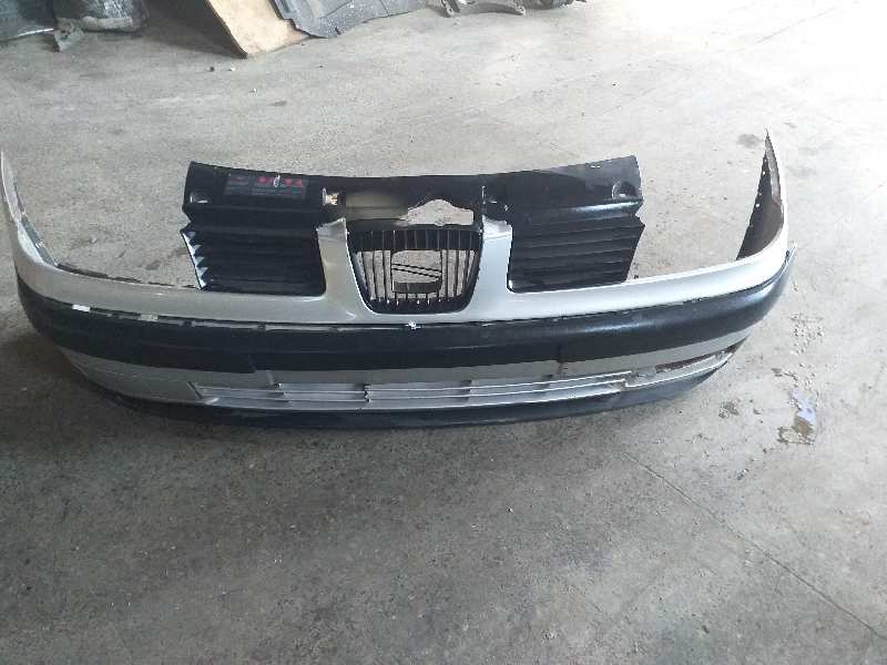 PARAGOLPES DELANTERO