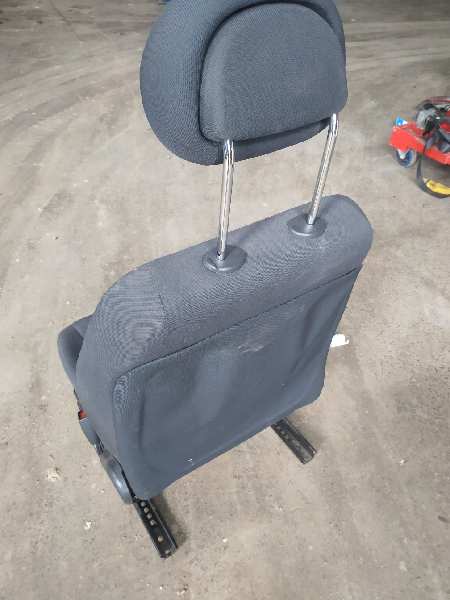 ASIENTO DELANTERO DERECHO