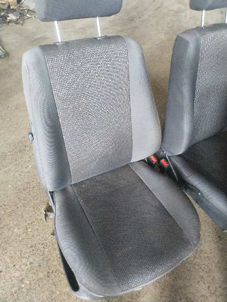 ASIENTO DELANTERO DERECHO
