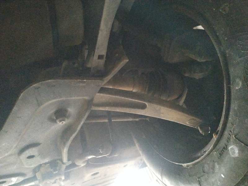 BRAZO SUSPENSION INFERIOR DELANTERO IZQUIERDO