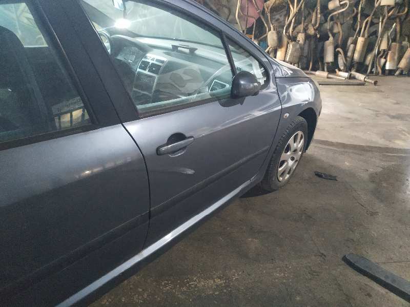 ELEVALUNAS DELANTERO DERECHO