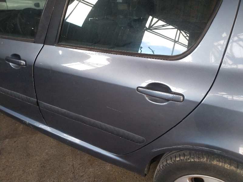 PUERTA TRASERA IZQUIERDA
