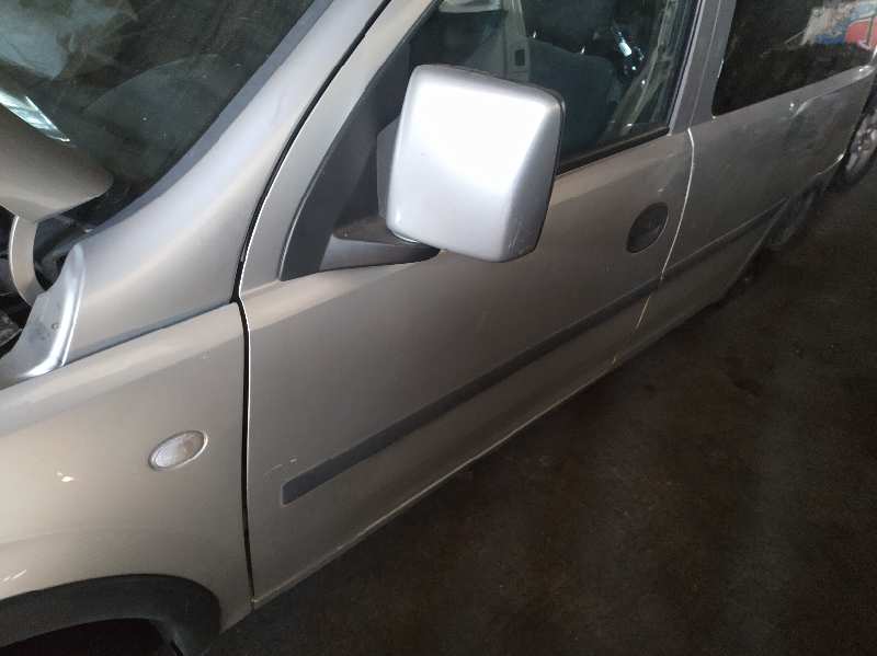 PUERTA DELANTERA IZQUIERDA