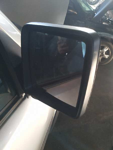 RETROVISOR DERECHO