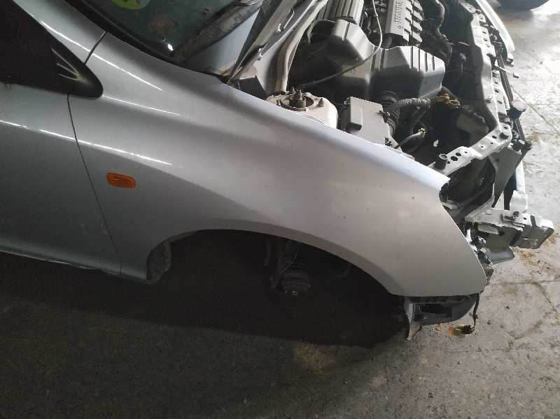 ALETA DELANTERA DERECHA