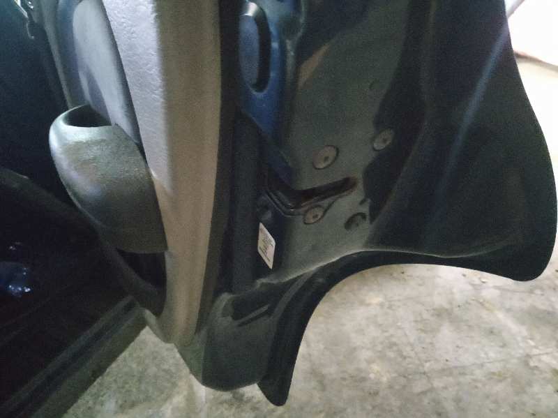 CERRADURA PUERTA TRASERA DERECHA 