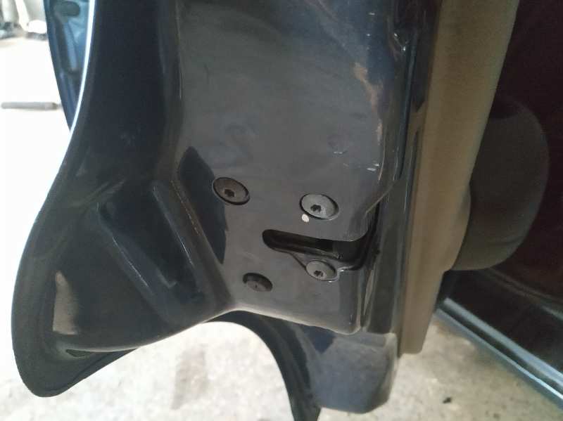 CERRADURA PUERTA TRASERA IZQUIERDA 