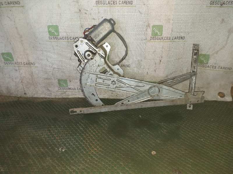 ELEVALUNAS DELANTERO IZQUIERDO