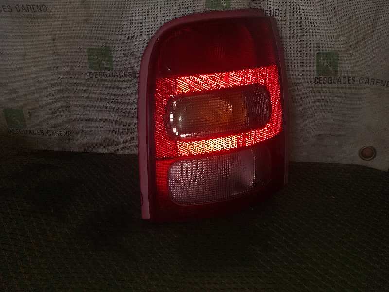 PILOTO TRASERO DERECHO