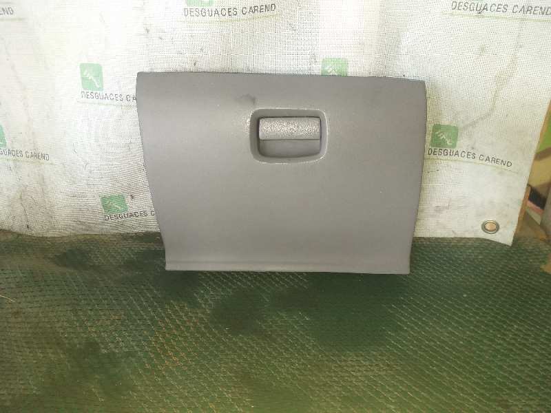 GUANTERA NISSAN MICRA (K11)