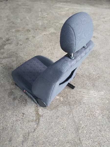ASIENTO DELANTERO DERECHO