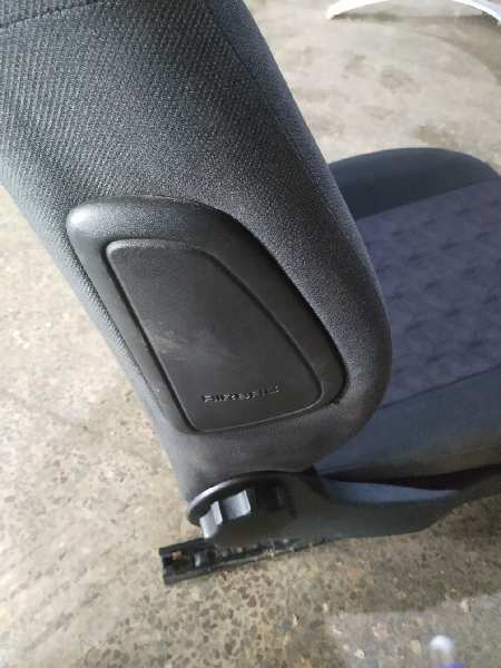 ASIENTO DELANTERO DERECHO