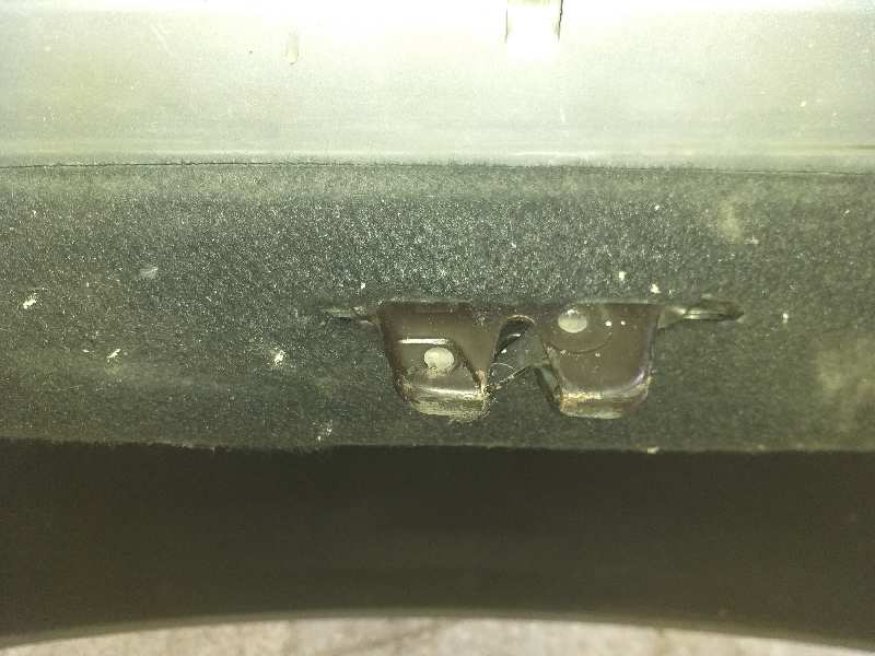 CERRADURA MALETERO / PORTON