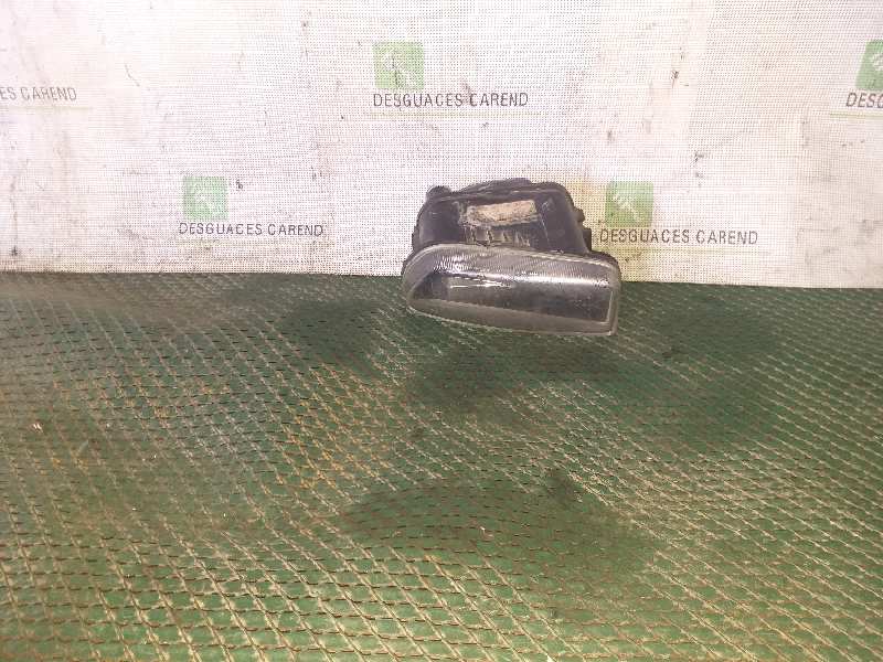 FARO ANTINIEBLA IZQUIERDO