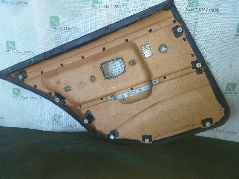 GUARNECIDO PUERTA TRASERA DERECHA BMW SERIE 3 BERLINA (E36)