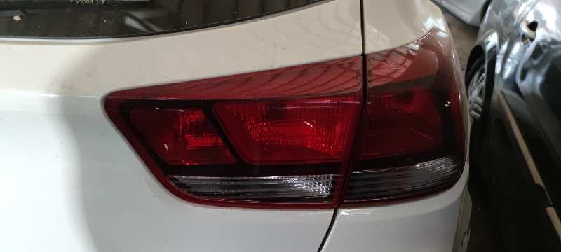 PILOTO TRASERO DERECHO