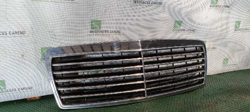 REJILLA DELANTERA