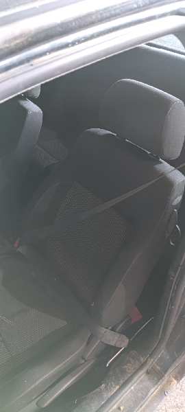 ASIENTO DELANTERO IZQUIERDO
