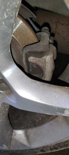 PINZA FRENO DELANTERA IZQUIERDA