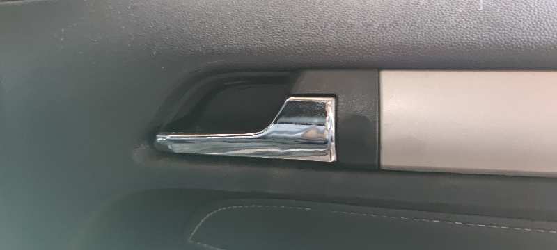 MANETA INTERIOR DELANTERA DERECHA