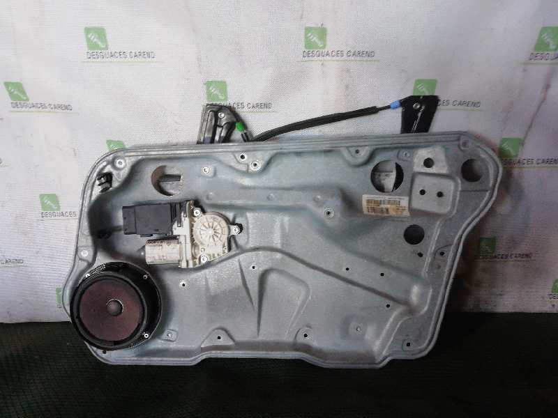 ELEVALUNAS DELANTERO DERECHO