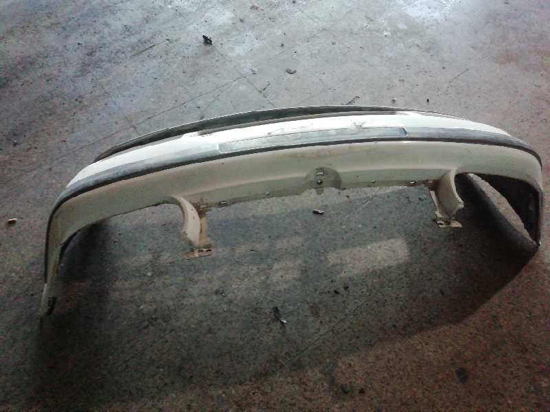 PARAGOLPES DELANTERO