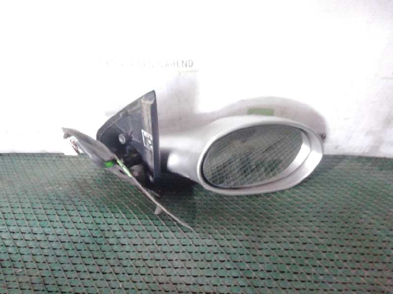 RETROVISOR DERECHO