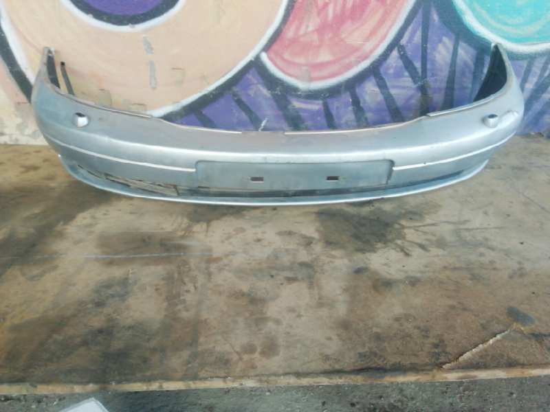 PARAGOLPES DELANTERO