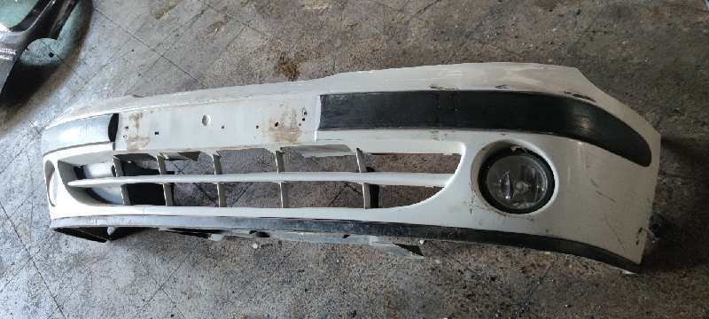 PARAGOLPES DELANTERO