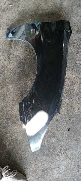 ALETA DELANTERA DERECHA