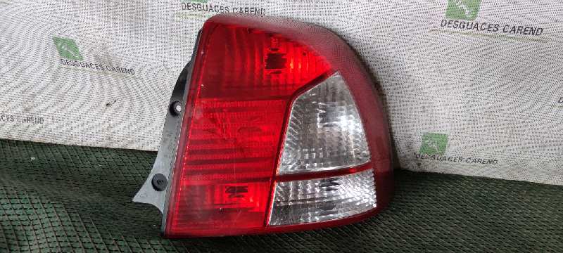 PILOTO TRASERO DERECHO KIA SHUMA II