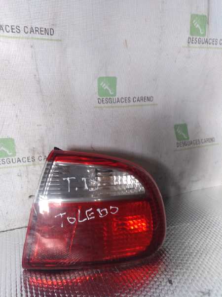 PILOTO TRASERO DERECHO