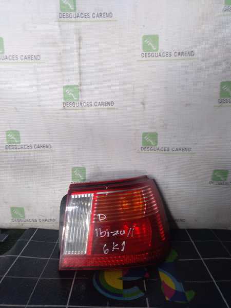 PILOTO TRASERO DERECHO