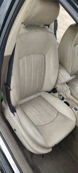 ASIENTO DELANTERO DERECHO